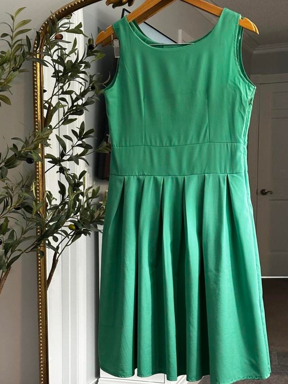 Green Sleeveless Fit-and-Flare Dress